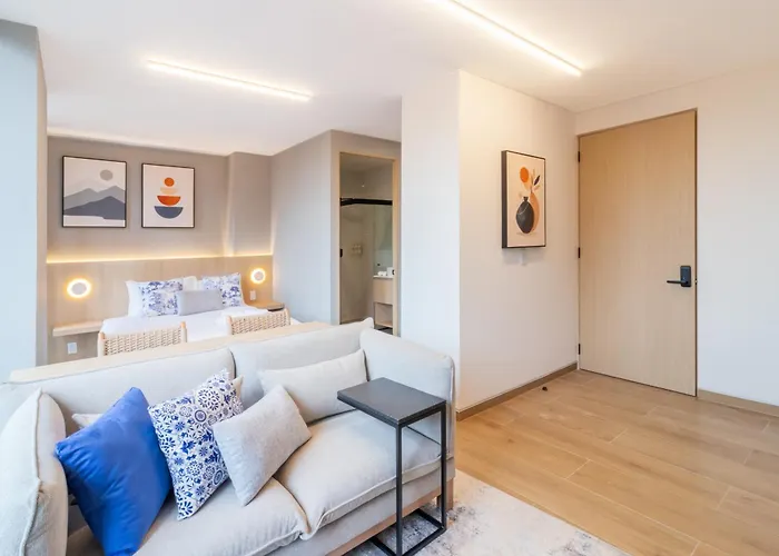 Myla Magnolia Aparthotel 4*
